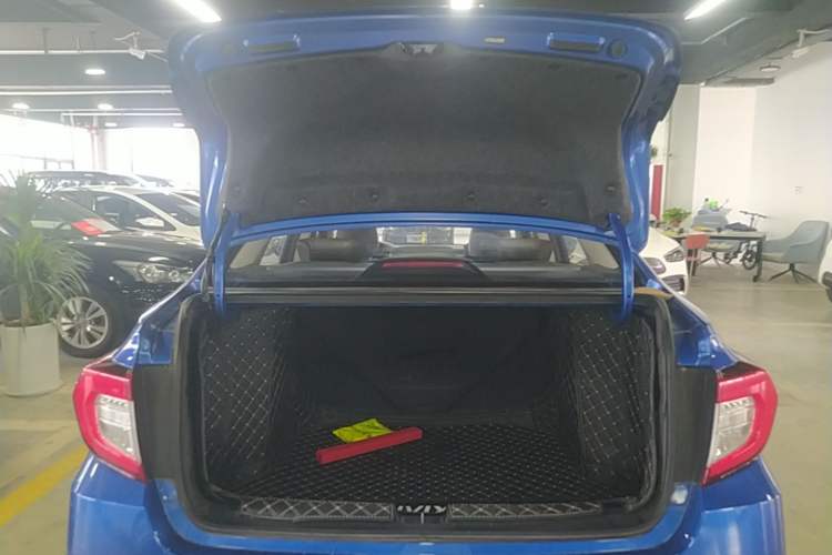 Used Honda Envix 2019 180TURBO CVT Enjoyment Edition China VI Trunk