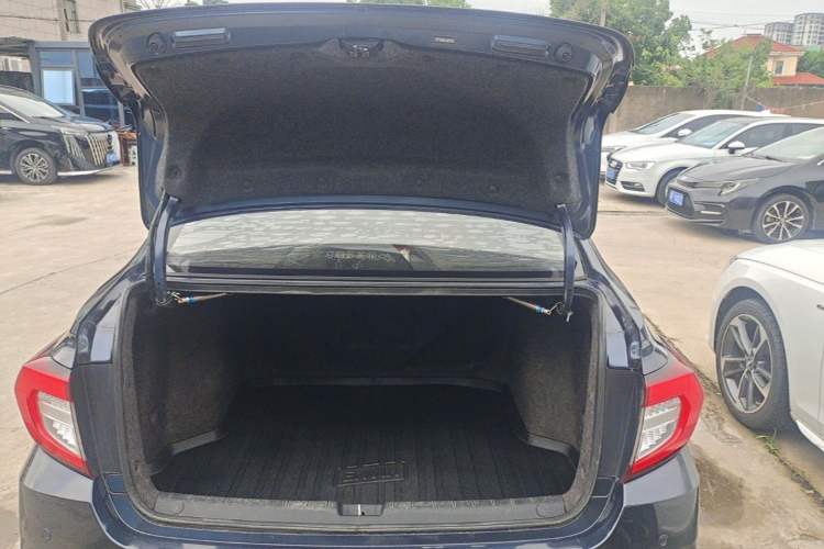 Used Honda Envix 2019 180TURBO CVT Enjoyment Version China VI Trunk