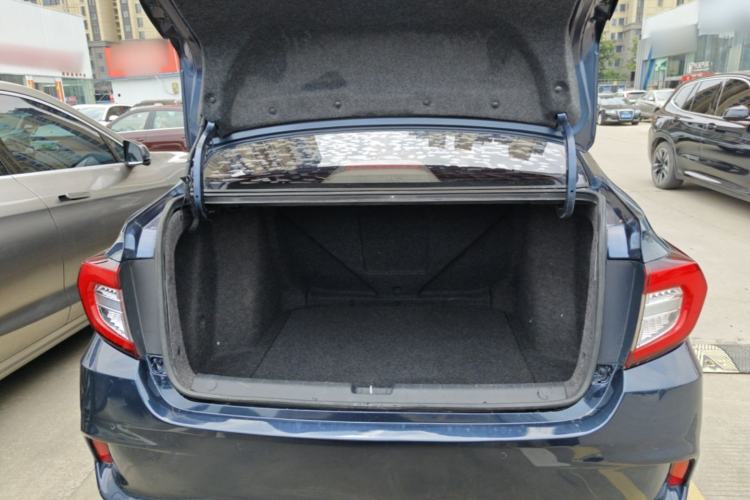 Used Honda Envix 2019 180TURBO CVT Enjoyment Edition China VI Trunk
