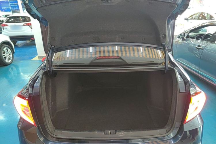 Used Honda Envix 2019 180TURBO CVT Enjoyment Version China VI Trunk