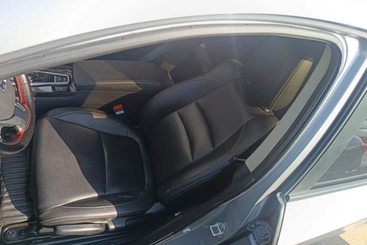 Used Honda Envix 2019 180TURBO CVT Enjoyment Version China VI Left Front Seat