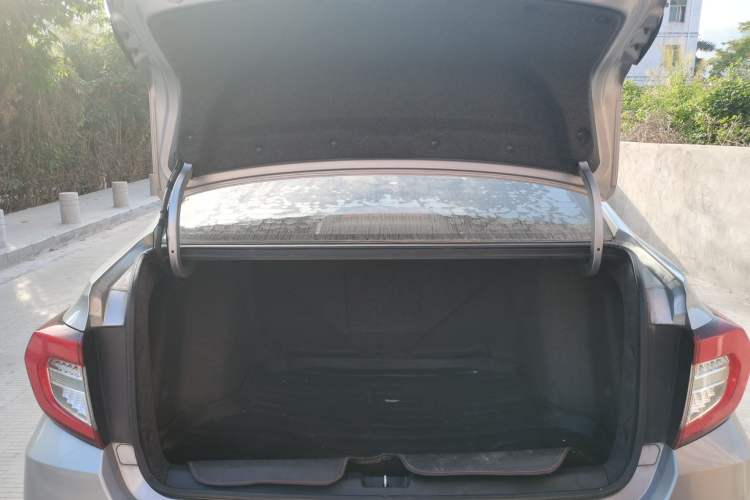 Used Honda Envix 2019 180TURBO CVT Enjoyment Version China V Trunk