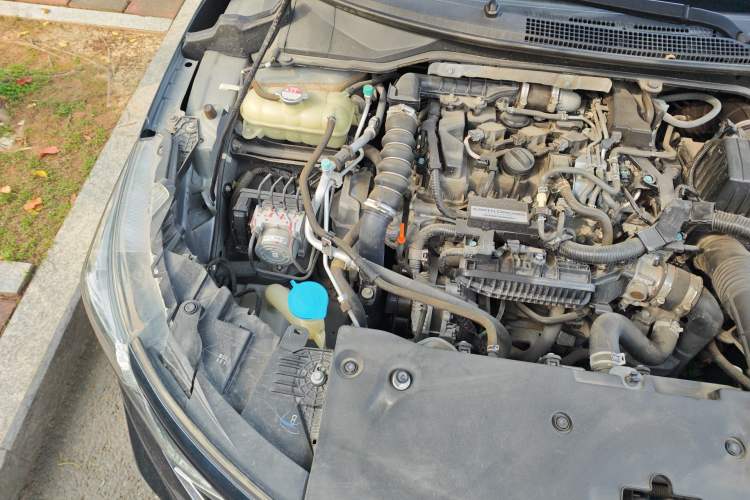 Used Honda Envix 2019 180TURBO CVT Enjoyment Edition China VI Engine Bay Right