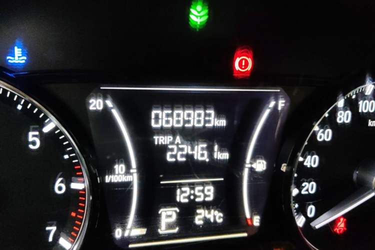 Used Honda Envix 2019 180TURBO CVT Enjoyment Edition China VI Odometer Close Up
