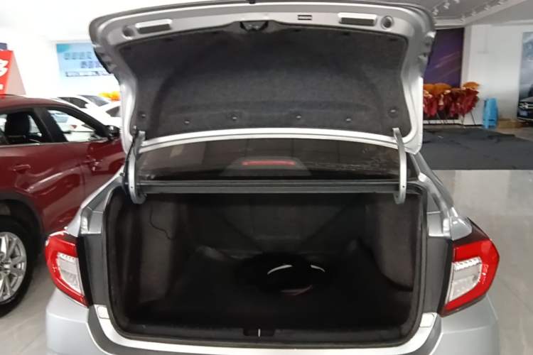 Used Honda Envix 2019 180TURBO CVT Enjoyment Version China VI Trunk