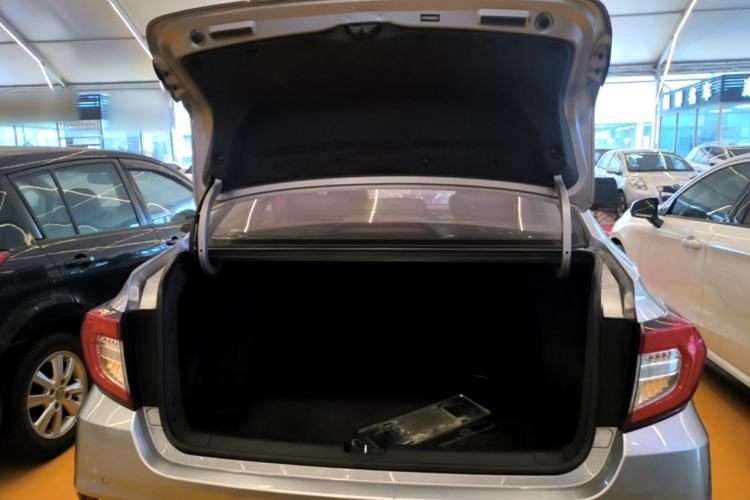 Used Honda Envix 2019 180TURBO CVT Enjoyment Edition China VI Trunk