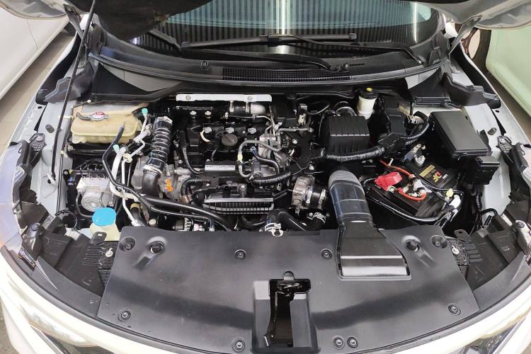 Used Honda Envix 2019 180TURBO CVT Prestige Edition China VI Engine Bay