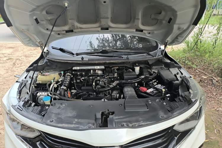 Used Honda Envix 2019 180TURBO CVT Enjoyment Version China VI Engine Bay