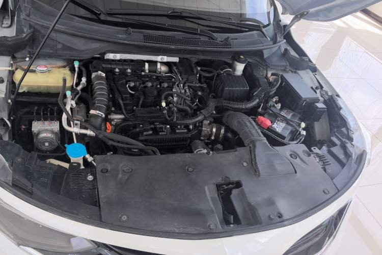 Used Honda Envix 2019 180TURBO CVT Enjoyment Edition China VI Engine Bay