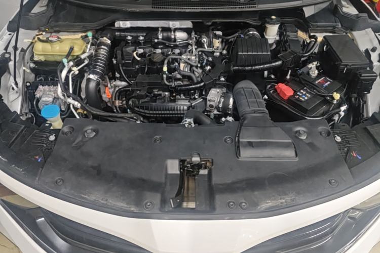 Used Honda Envix 2019 180TURBO CVT Enjoyment Edition China VI Engine Bay