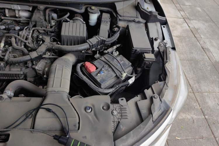 Used Honda Envix 2019 180TURBO CVT Enjoyment Edition China V Engine Bay Left