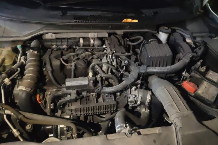 Used Honda Envix 2019 180TURBO CVT Enjoyment Edition China VI Engine Bay