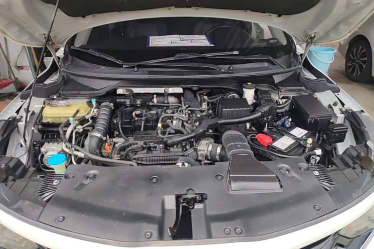 Used Honda Envix 2019 180TURBO CVT Enjoyment Version China VI Engine Bay