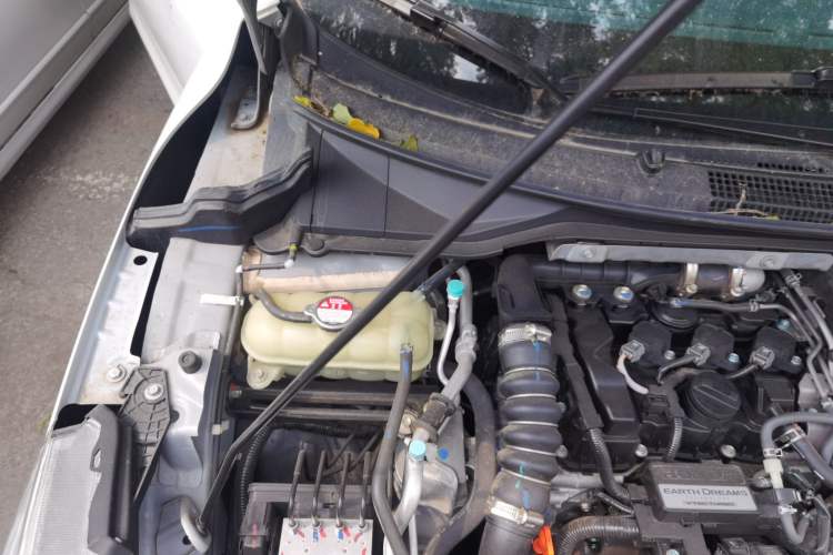 Used Honda Envix 2019 180TURBO CVT Prestige Edition China V Engine Bay Right