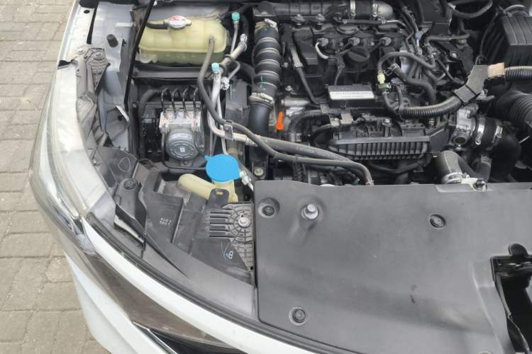 Used Honda Envix 2019 180TURBO CVT Enjoyment Edition China VI Engine Bay Right