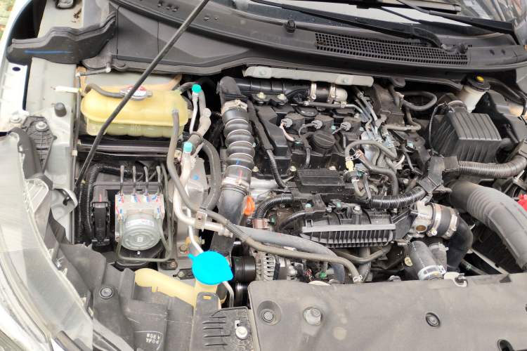 Used Honda Envix 2019 180TURBO CVT Enjoyment Edition China V Engine Bay Right