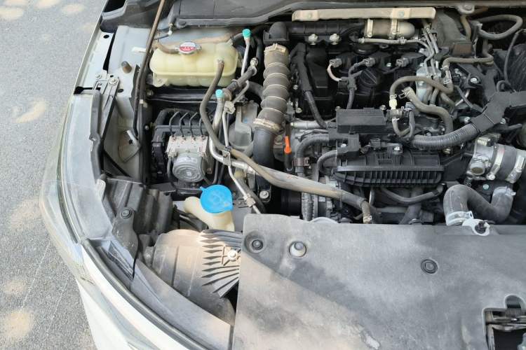 Used Honda Envix 2019 180TURBO CVT Enjoyment Version China VI Engine Bay Right