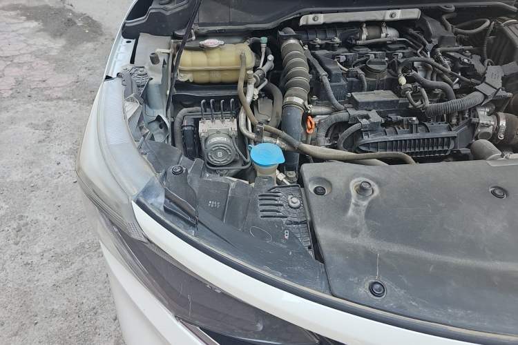 Used Honda Envix 2019 180TURBO CVT Enjoyment Edition China V Engine Bay Right