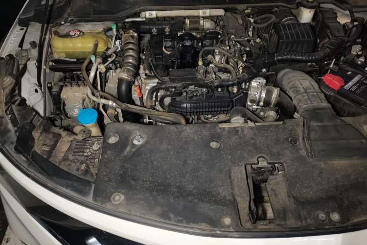 Used Honda Envix 2019 180TURBO CVT Enjoyment Edition China V Engine Bay Right