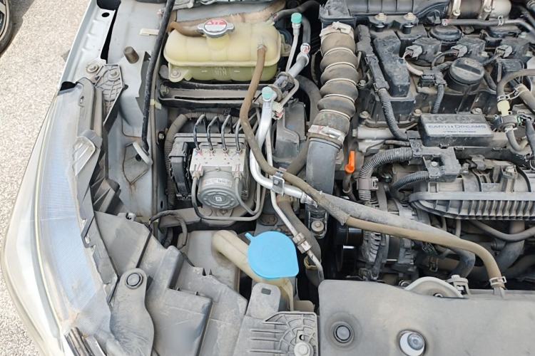 Used Honda Envix 2019 180TURBO CVT Prestige Edition China VI Engine Bay Right