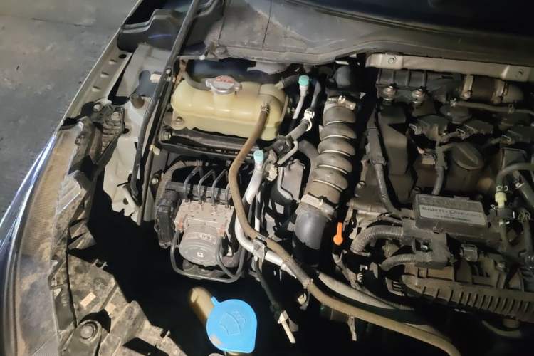 Used Honda Envix 2019 180TURBO CVT Enjoyment Edition China VI Engine Bay Right