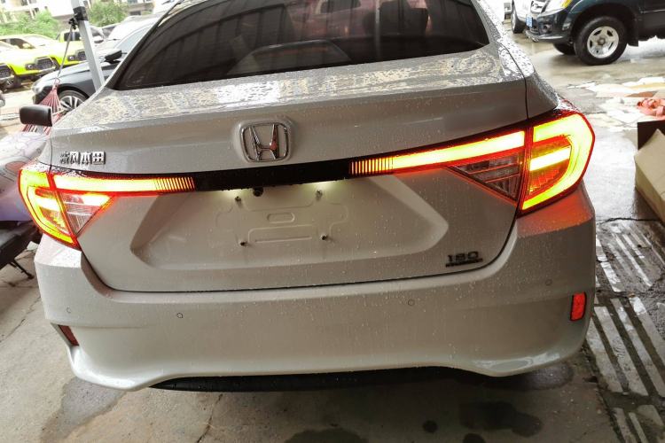 Used Honda Envix 2019 180TURBO CVT Enjoyment Edition China VI Exterior 4