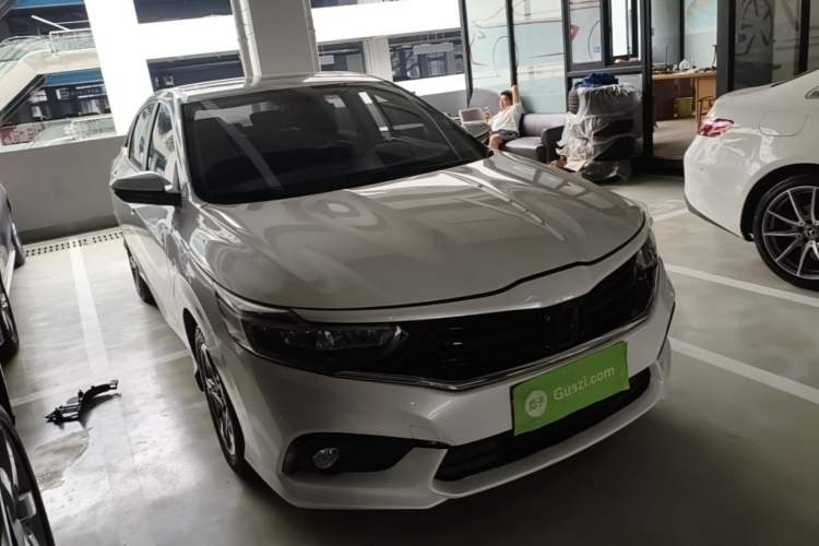 Used Honda Envix 2019 180TURBO CVT Enjoyment Edition China VI Front Right 45 Deg