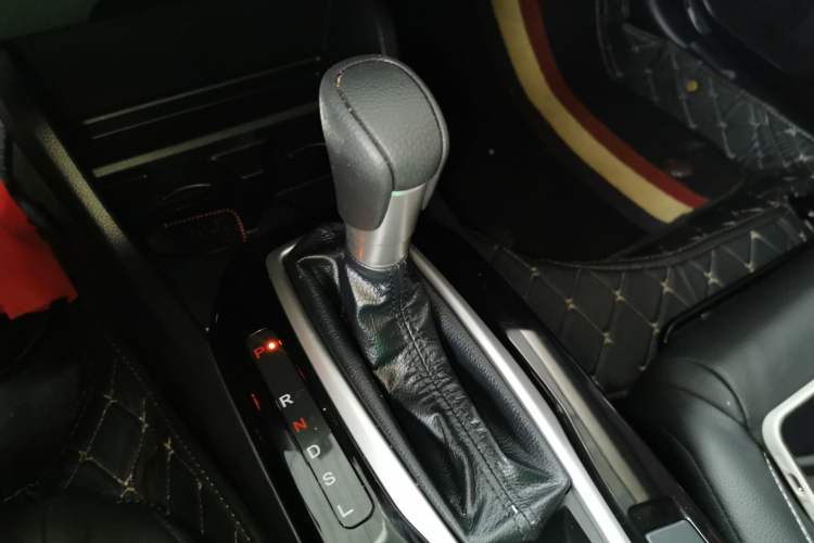 Used Honda Envix 2019 180TURBO CVT Enjoyment Edition China VI Gear Lever