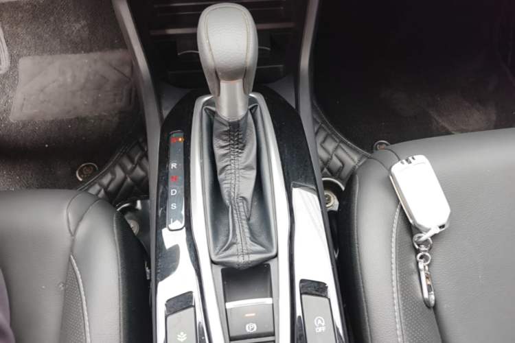 Used Honda Envix 2019 180TURBO CVT Enjoyment Edition China VI Gear Lever
