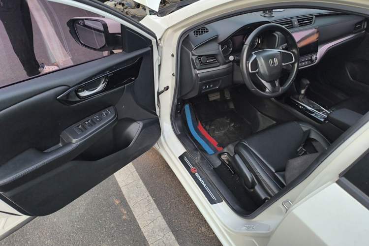 Used Honda Envix 2019 180TURBO CVT Enjoyment Version China V Interior 3