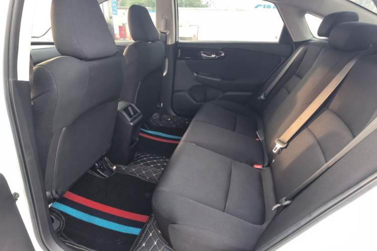 Used Honda Envix 2019 180TURBO CVT Enjoyment Version China V Interior 4