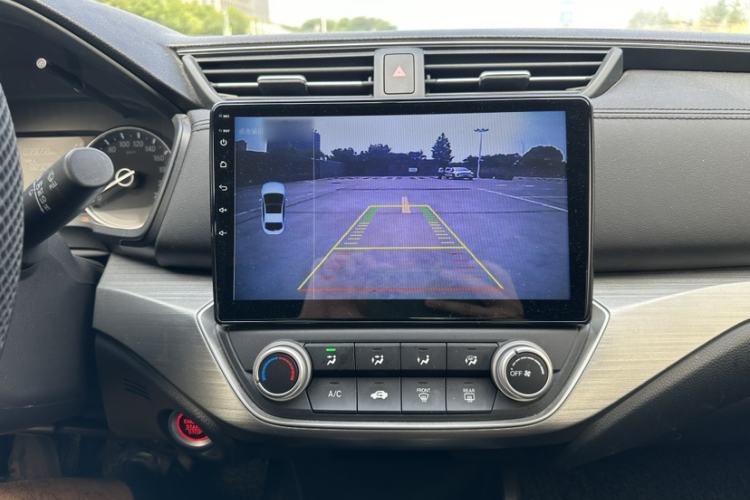 Used Honda Envix 2019 180TURBO CVT Enjoyment Version China VI Interior 4