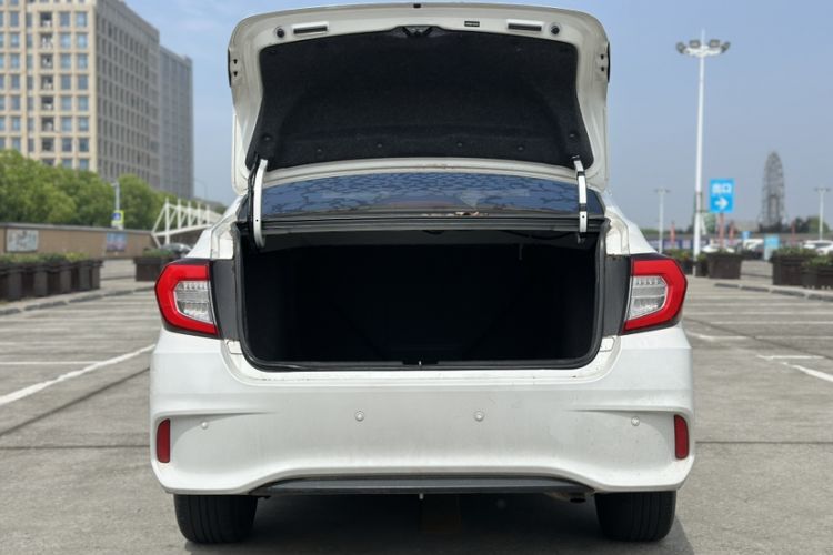 Used Honda Envix 2019 180TURBO CVT Enjoyment Version China VI Interior 8