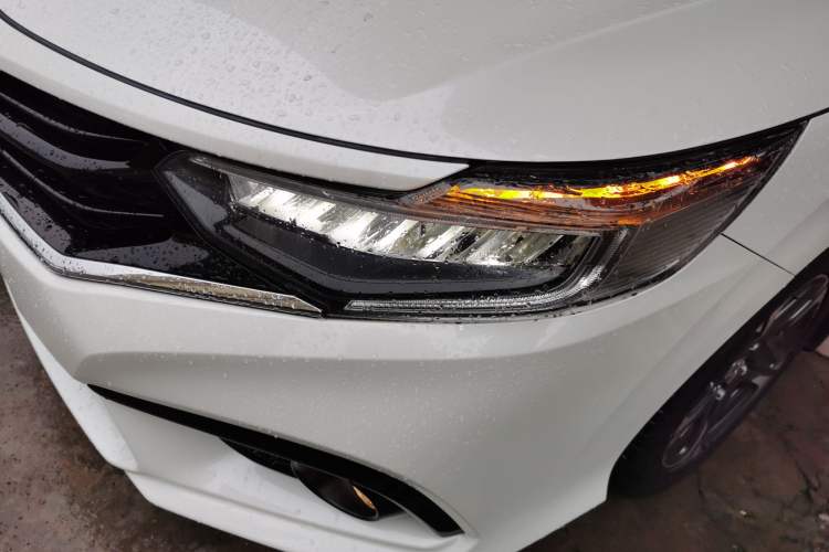 Used Honda Envix 2019 180TURBO CVT Enjoyment Edition China VI Left Front Headlight