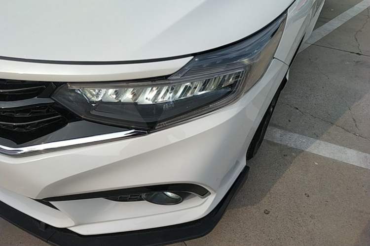 Used Honda Envix 2019 180TURBO CVT Prestige Edition China VI Left Front Headlight