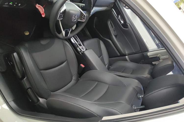 Used Honda Envix 2019 180TURBO CVT Prestige Edition China VI Left Front Seat