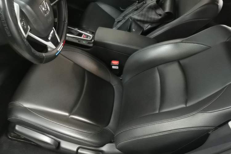 Used Honda Envix 2019 180TURBO CVT Enjoyment Edition China VI Left Front Seat