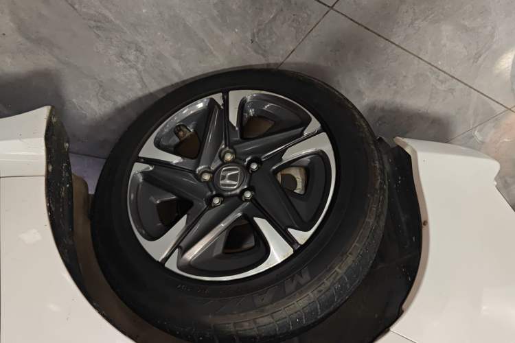 Used Honda Envix 2019 180TURBO CVT Enjoyment Edition China VI Left Front Wheel Hub