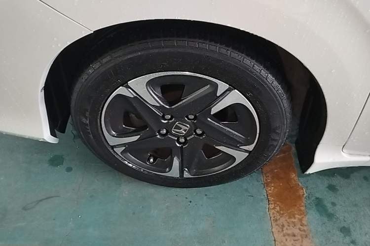 Used Honda Envix 2019 180TURBO CVT Enjoyment Version China VI Left Front Wheel Hub