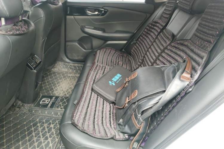 Used Honda Envix 2019 180TURBO CVT Enjoyment Edition China VI Left Rear Seat