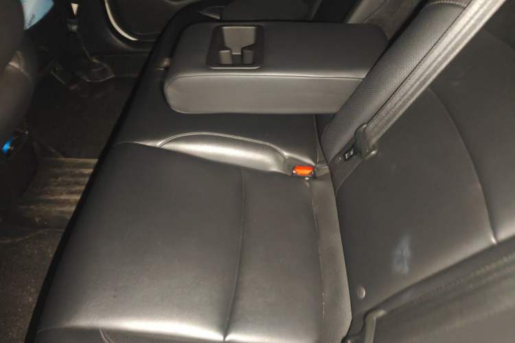 Used Honda Envix 2019 180TURBO CVT Enjoyment Edition China VI Left Rear Seat
