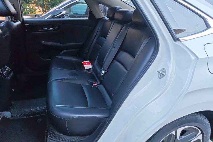 Used Honda Envix 2019 180TURBO CVT Enjoyment Edition China VI Left Rear Seat