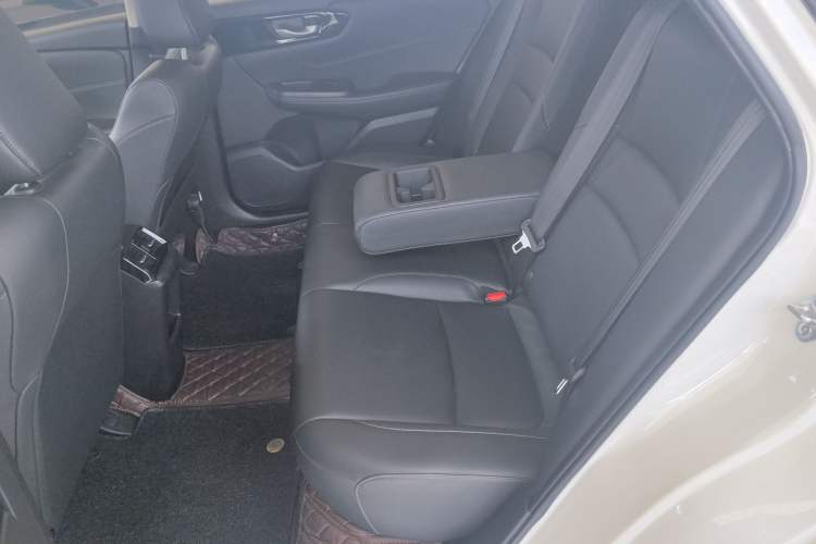 Used Honda Envix 2019 180TURBO CVT Enjoyment Edition China VI Left Rear Seat