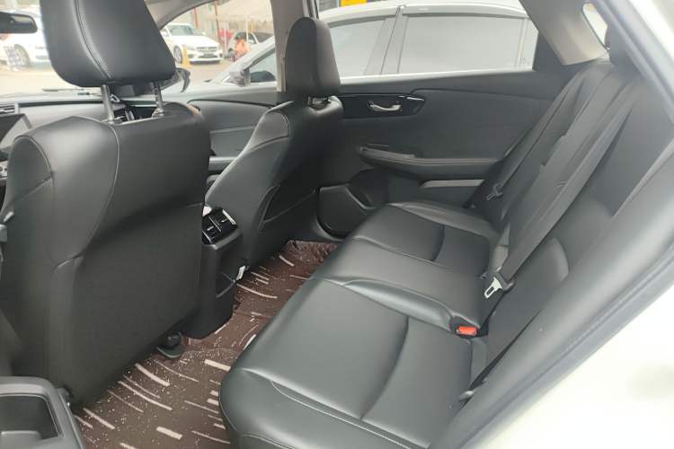 Used Honda Envix 2019 180TURBO CVT Enjoyment Edition China VI Left Rear Seat