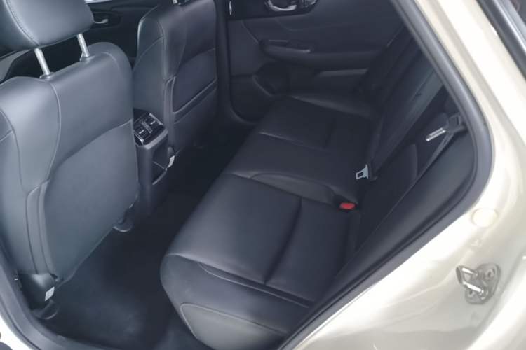 Used Honda Envix 2019 180TURBO CVT Enjoyment Edition China VI Left Rear Seat