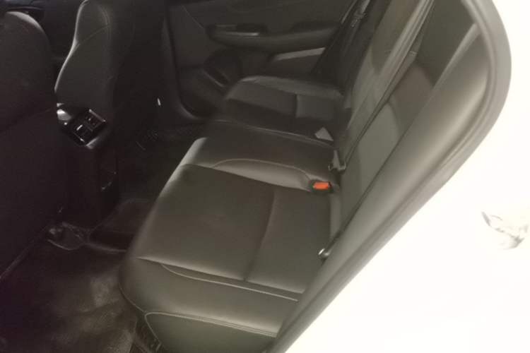 Used Honda Envix 2019 180TURBO CVT Enjoyment Edition China VI Left Rear Seat
