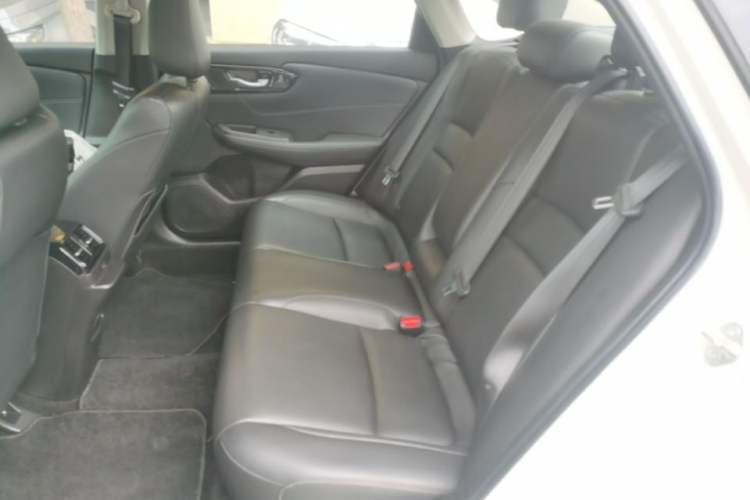 Used Honda Envix 2019 180TURBO CVT Prestige Edition China VI Left Rear Seat
