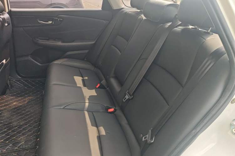 Used Honda Envix 2019 180TURBO CVT Enjoyment Edition China VI Left Rear Seat