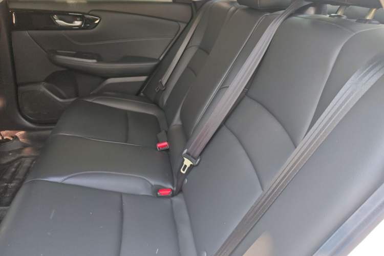 Used Honda Envix 2019 180TURBO CVT Enjoyment Edition China VI Left Rear Seat