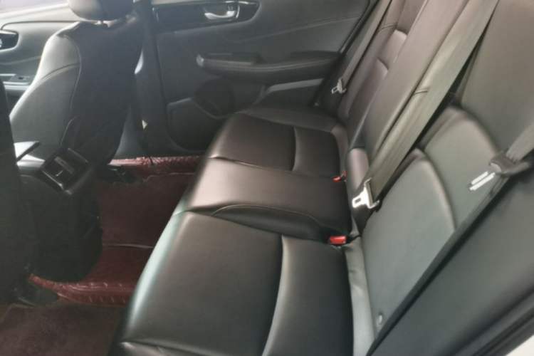 Used Honda Envix 2019 180TURBO CVT Enjoyment Edition China VI Left Rear Seat